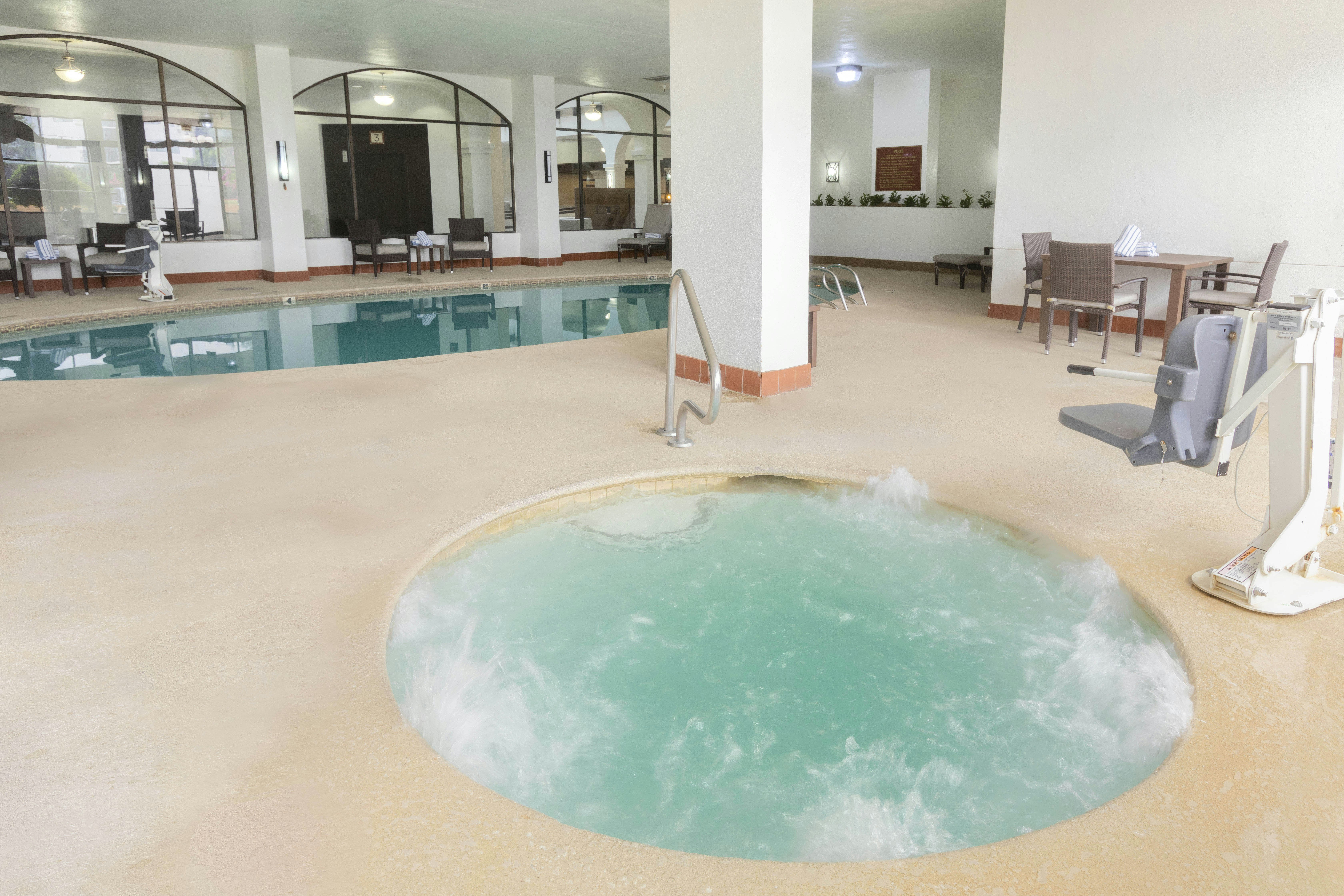 Embassy Suites by Hilton Tulsa I-44 12/46