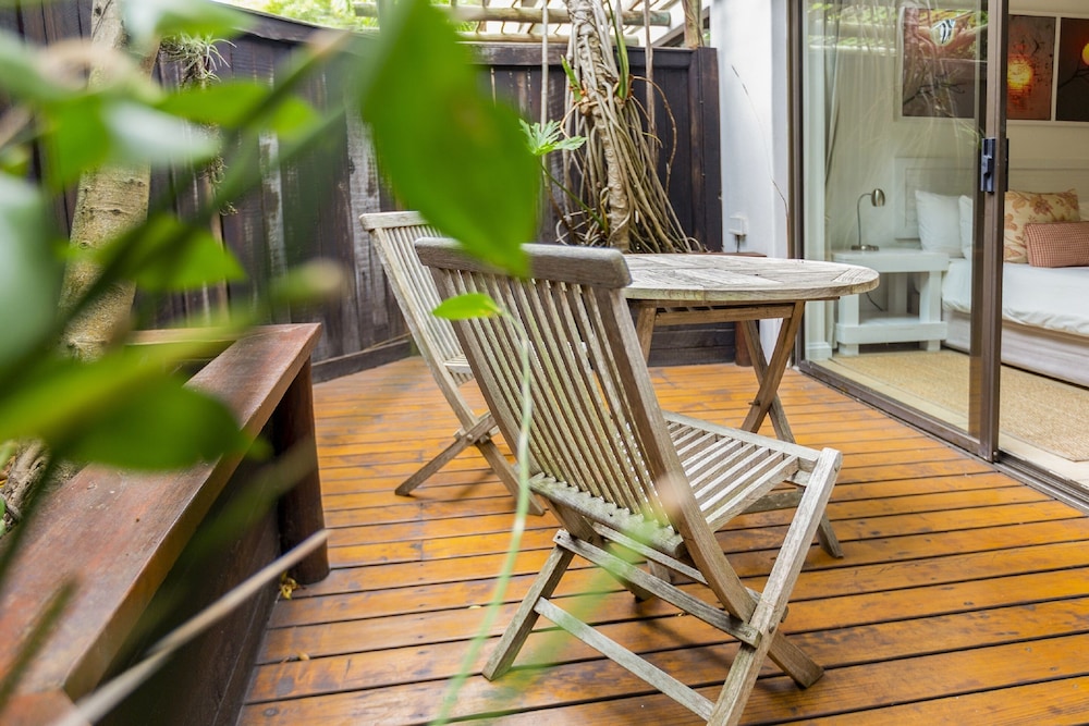 Sandals Guest House 27/28