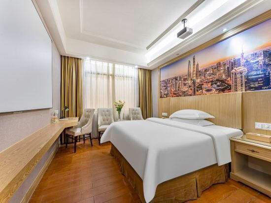 Feature, Double Bed