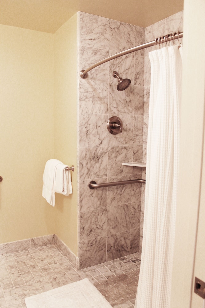 Gosby House Inn A Four Sisters Inn 57/57