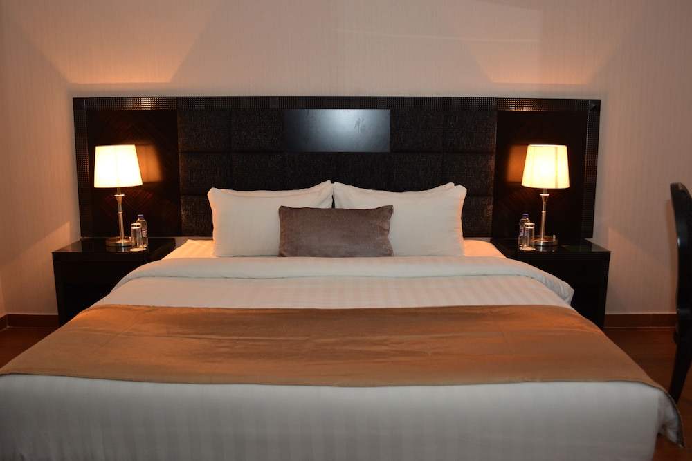 Tilal Al Madina Hotel 11/53