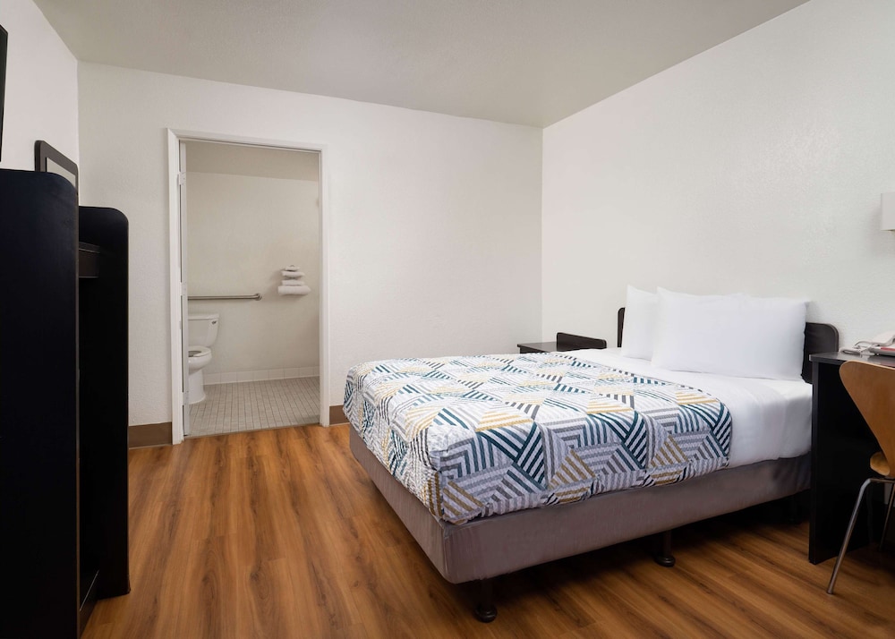 Motel6 Goleta, CA - Santa Barbara 35/57