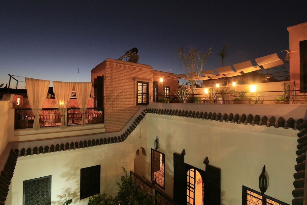 Riad Houdou 3/77