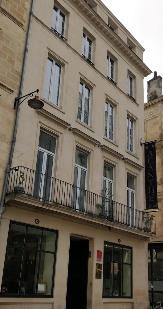 Acanthe Hotel 4/46