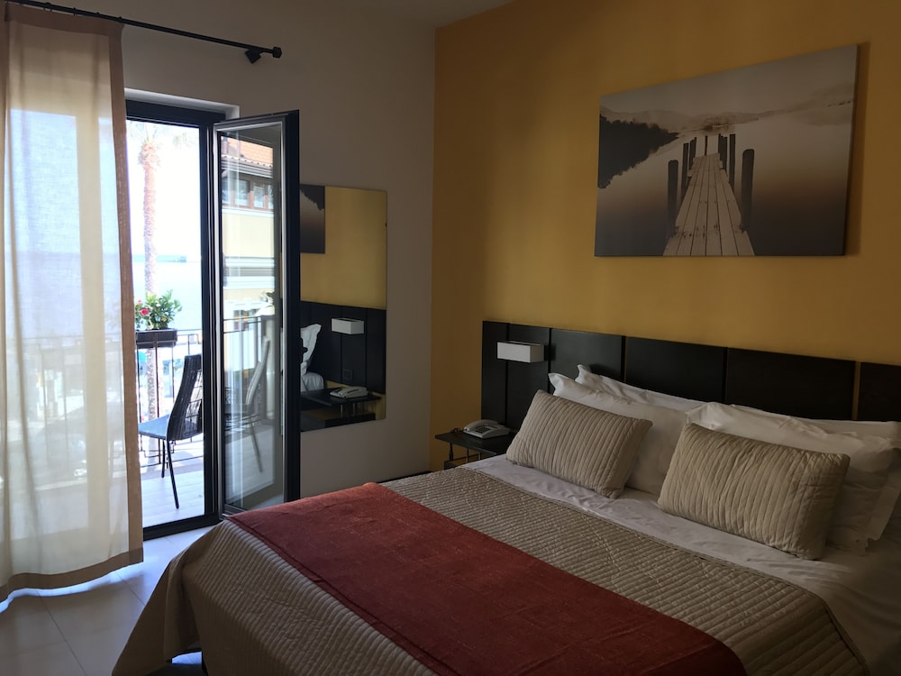 Hotel San Giovanni 8/66