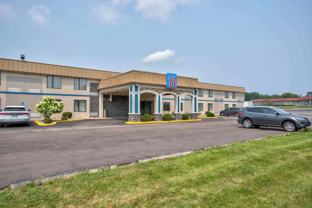 Motel6 Springfield, OH 52/60