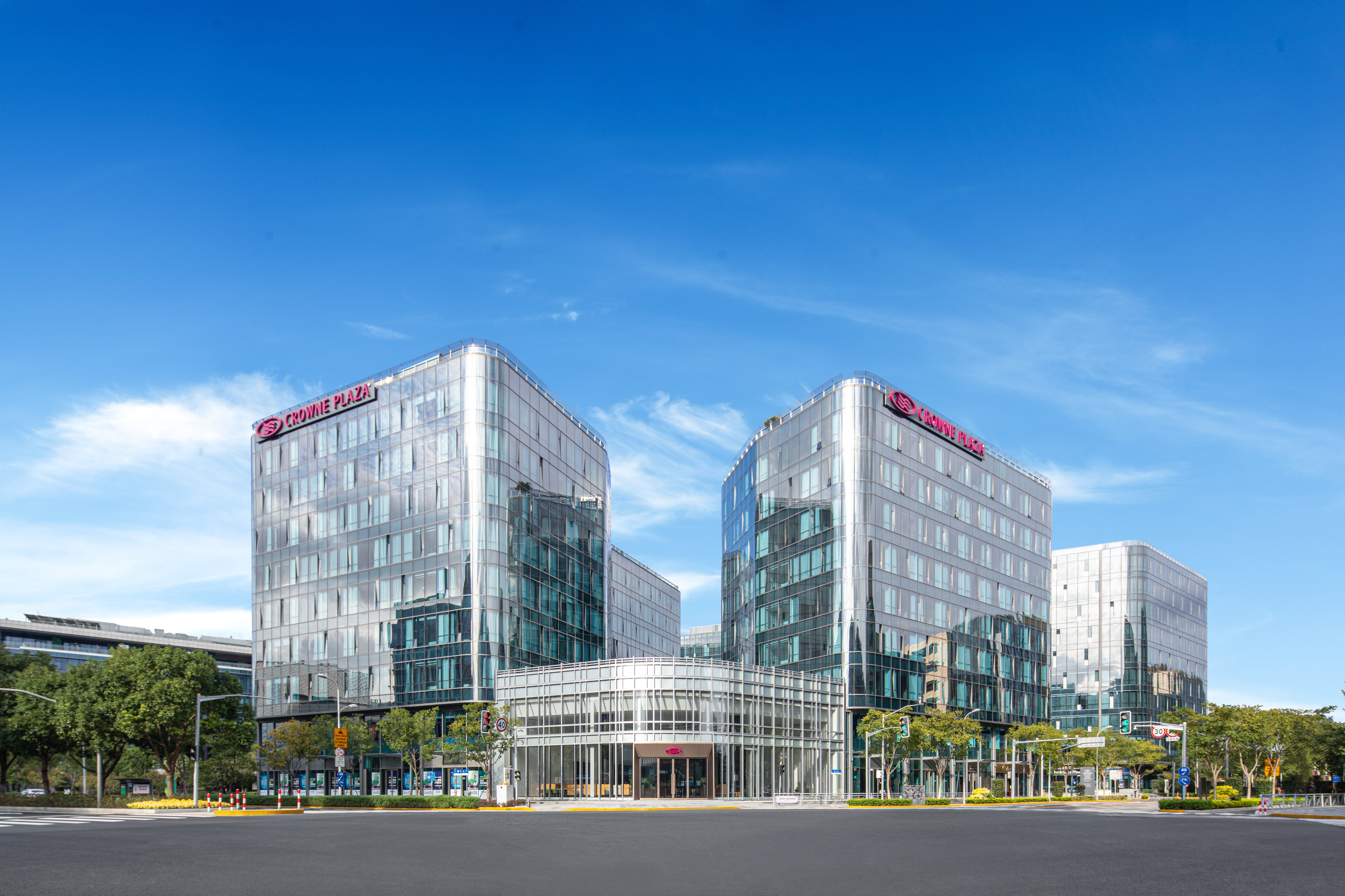 Crowne Plaza Shanghai Hongqiao 43/50