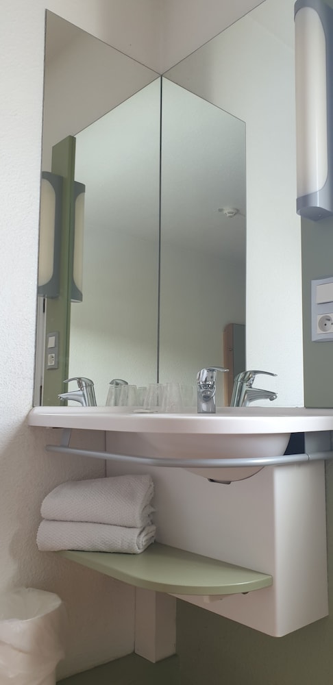 Ibis Budget Macon Nord 4/55