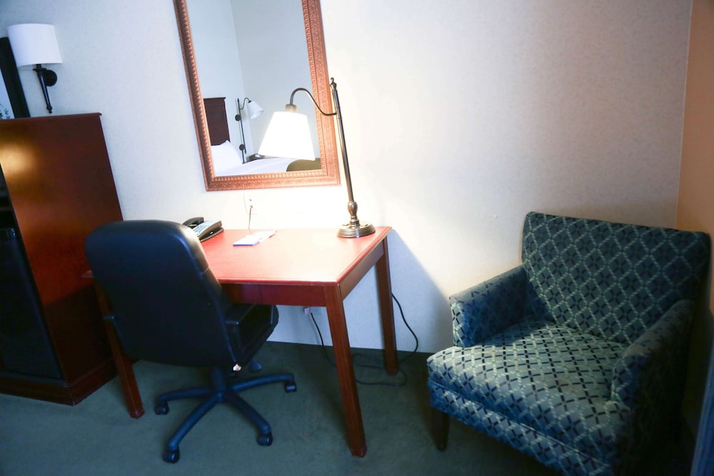 Hampton Inn Morehead 47/53