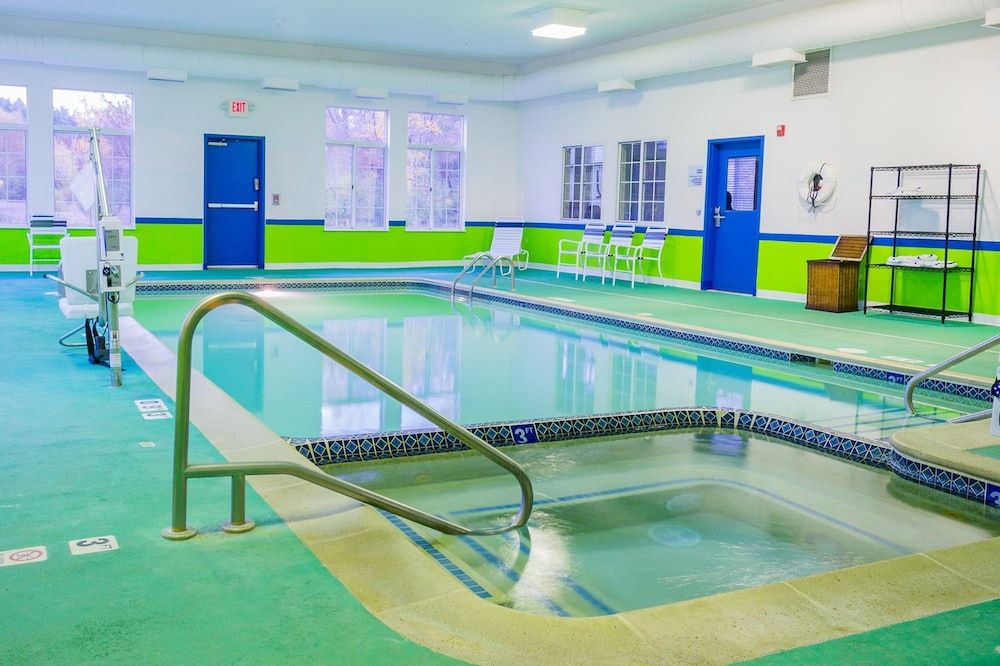 Holiday Inn Express Hotel Suites Acme Traverse City 19/50