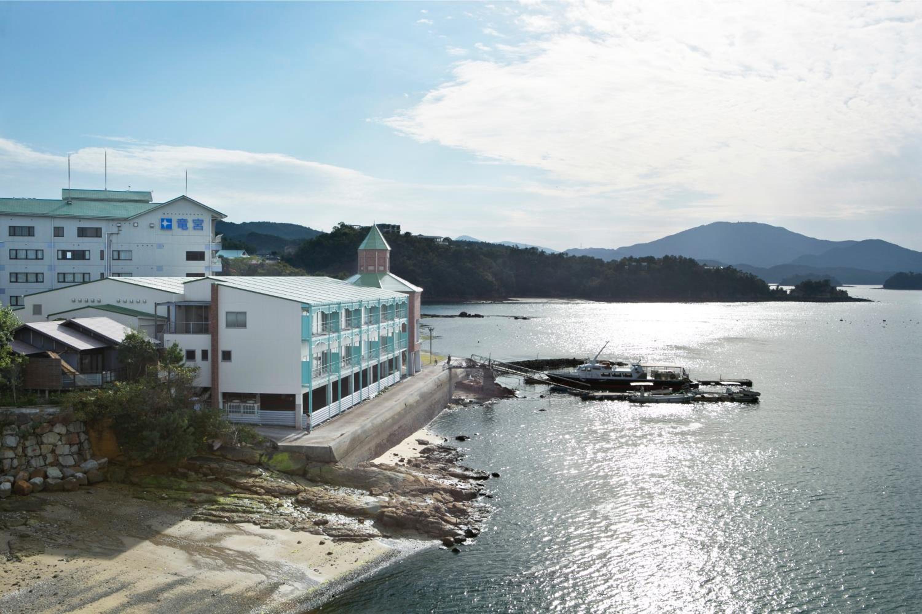 Hotel Ryugu 57/58