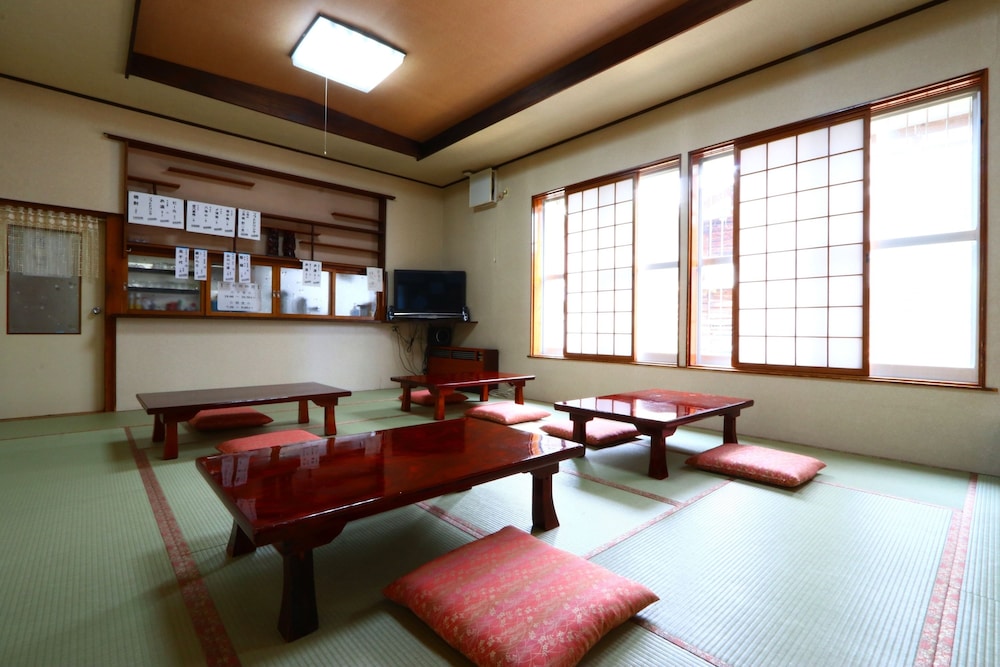 Takanoya 35/50