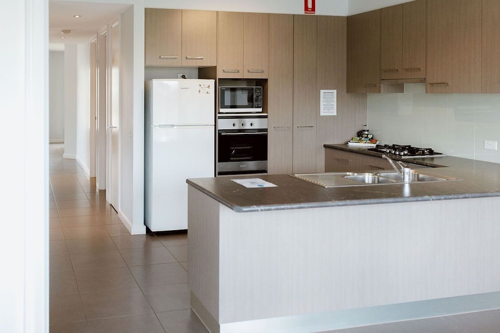 TINDARRA RESORT 25/73