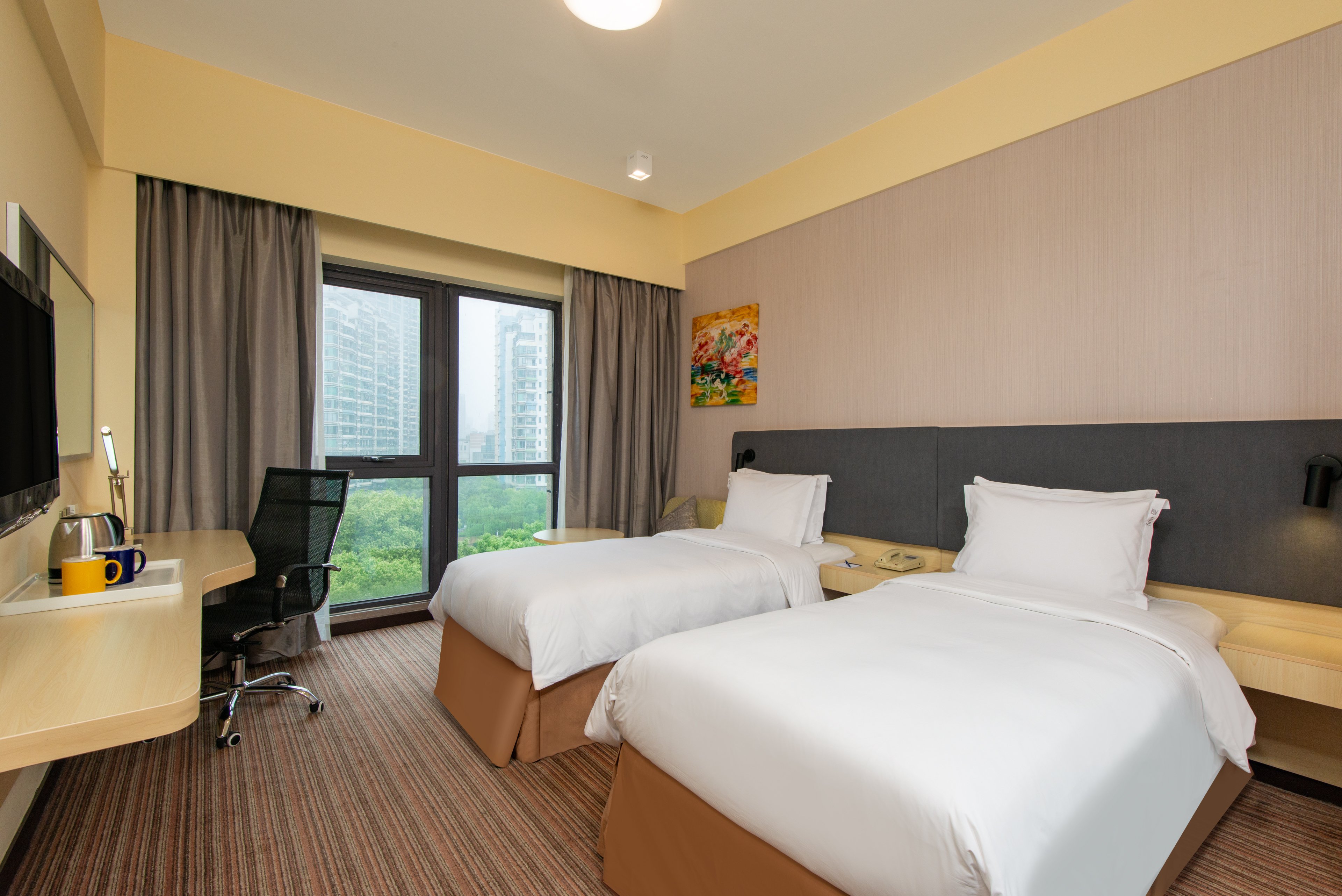 Holiday Inn Express Shanghai Putuo 16/50