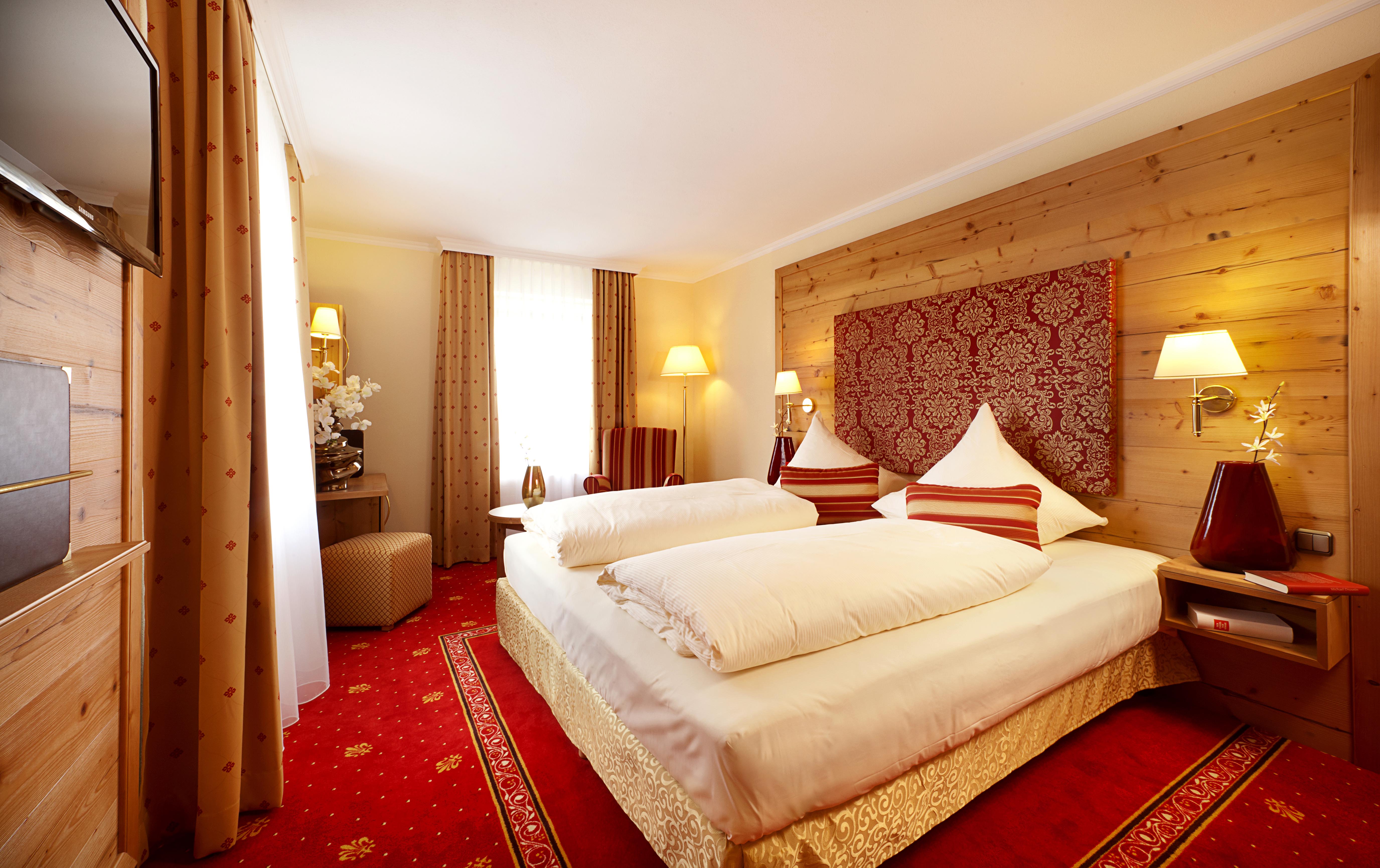 Comfort, Double Bed, Bathtub