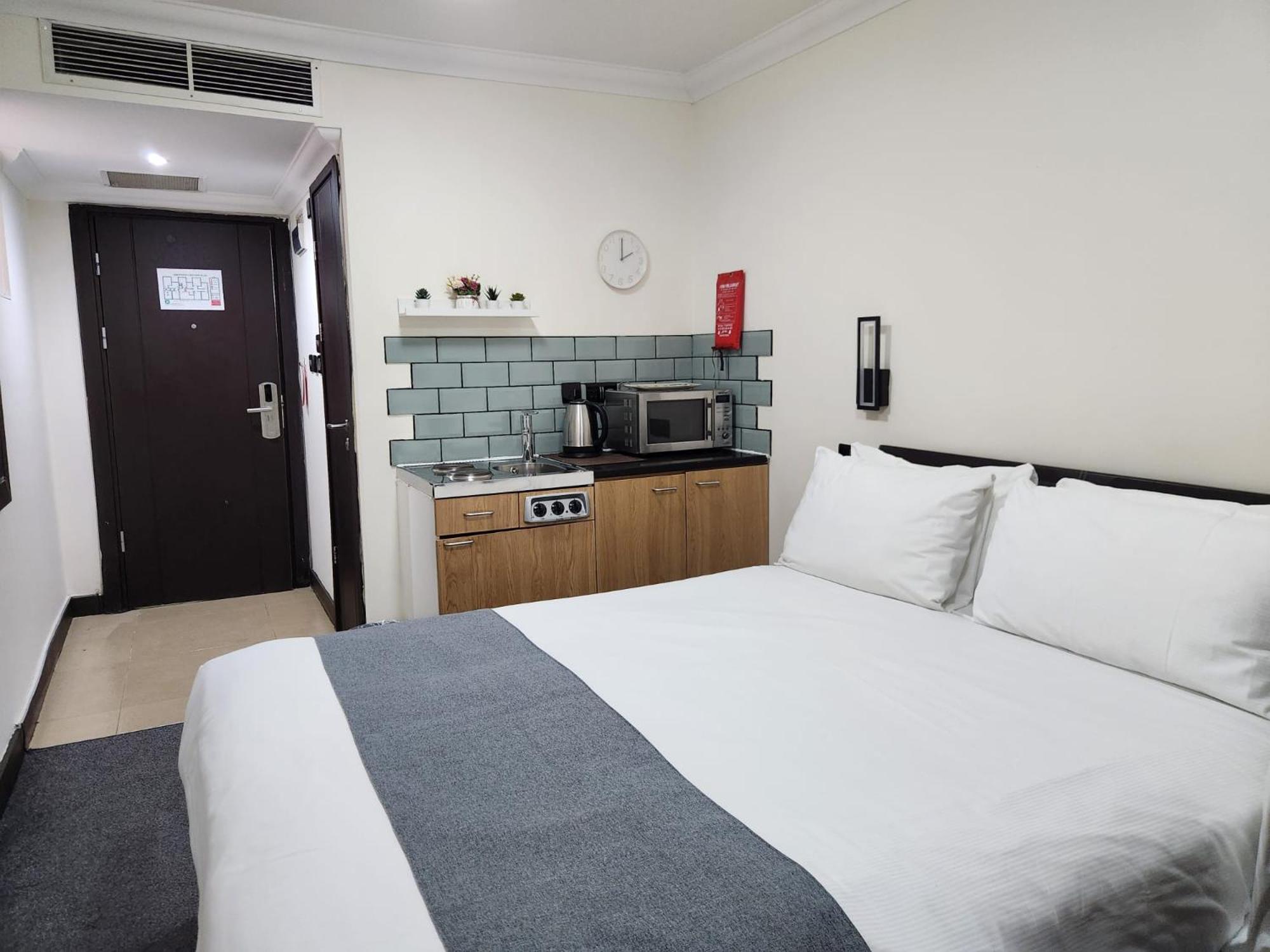 Triple room