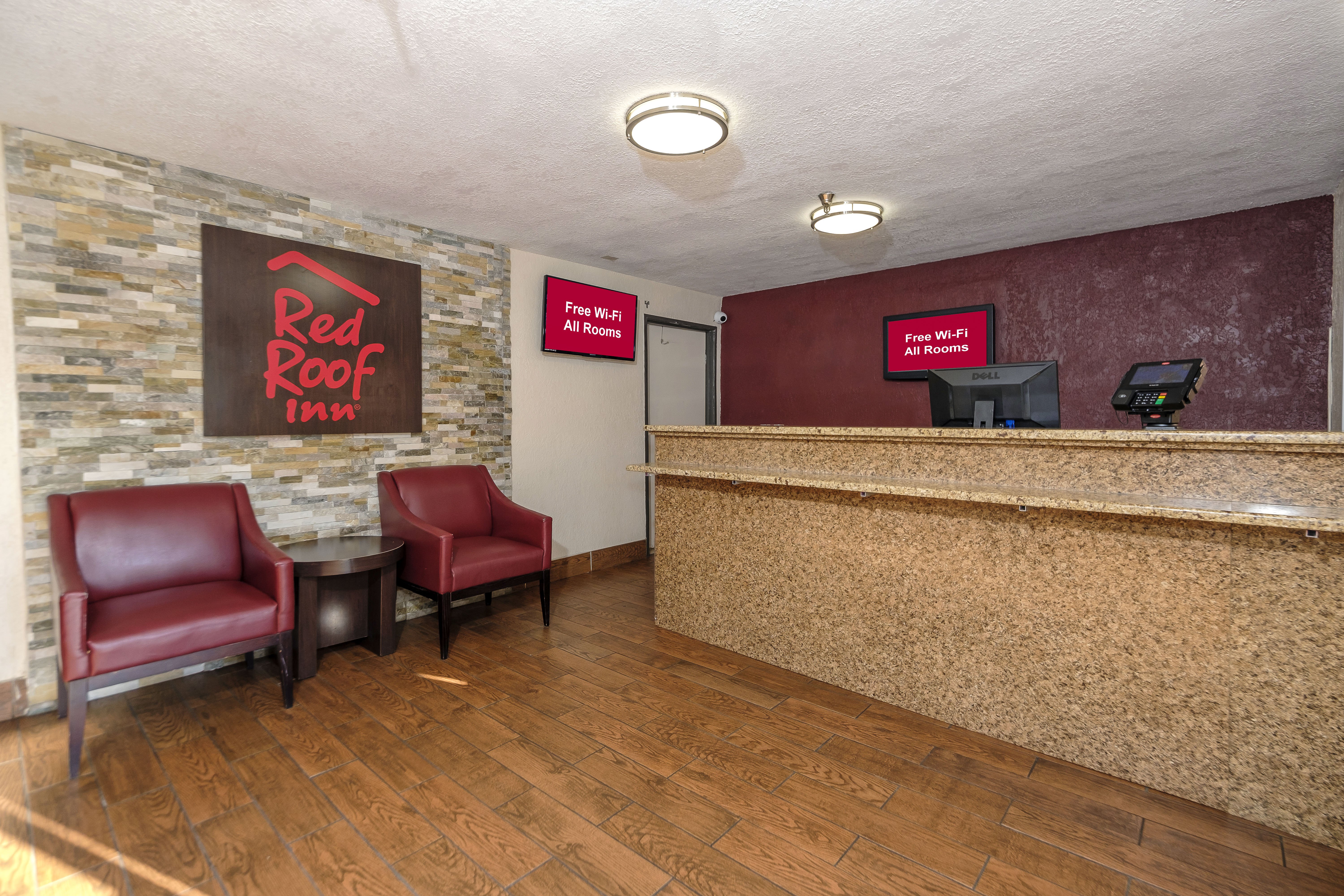 Red Roof Inn Jacksonville - Cruise Port 4/23