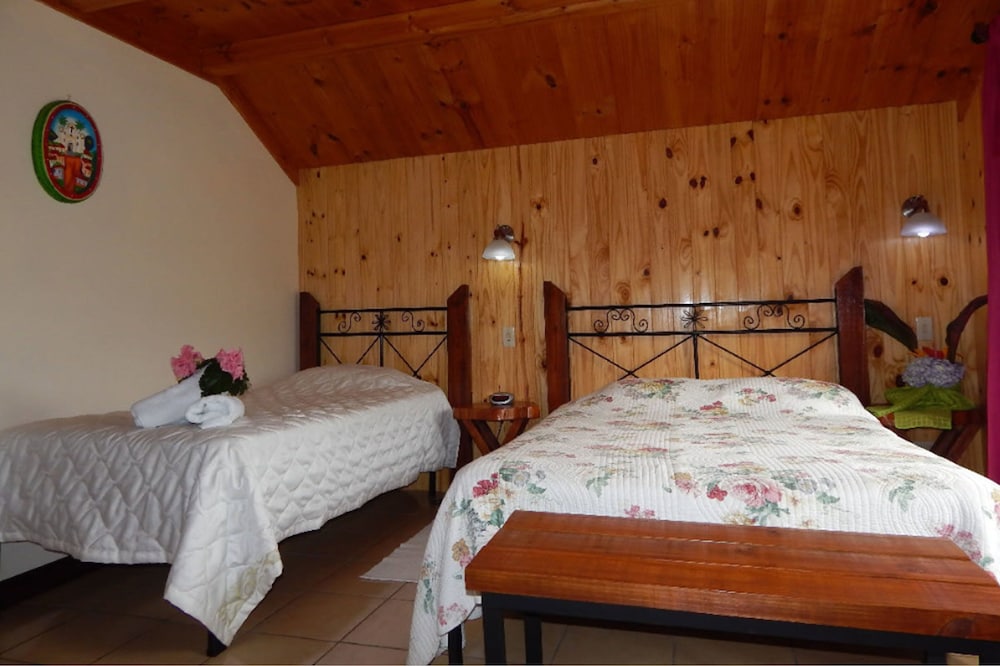 Guayabo Lodge 24/60