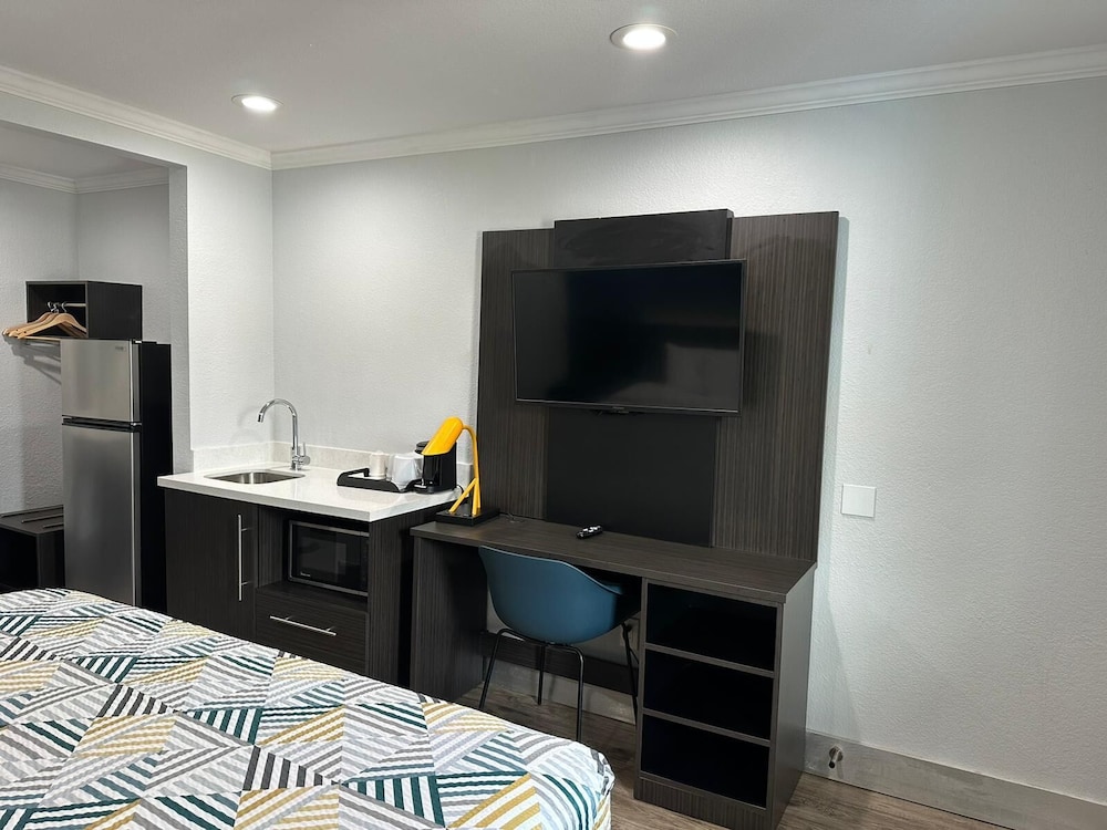 Studio6 Suites San Ysidro, CA – San Diego South Bay 26/51