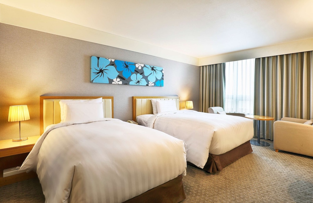 DELUXE, TWIN BEDS