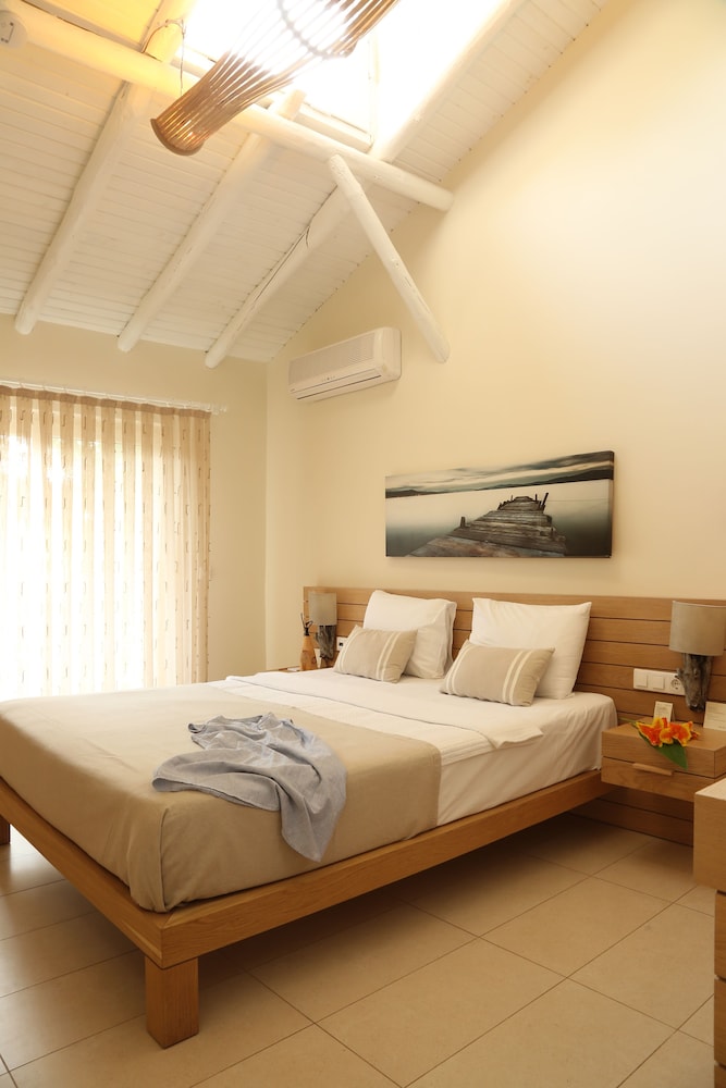 family suite, garden view