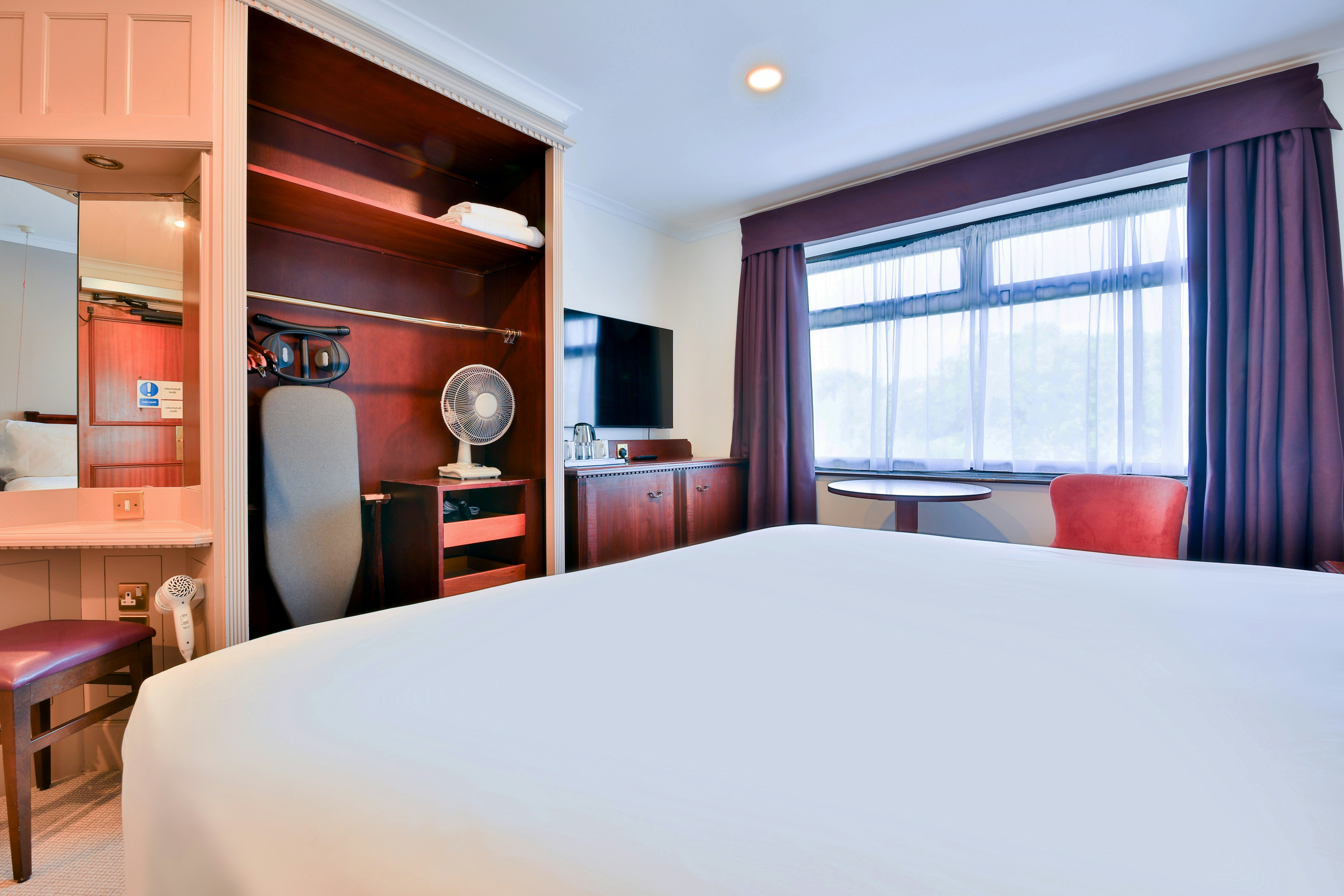 Copthorne Hotel Cardiff Caerdydd 30/59