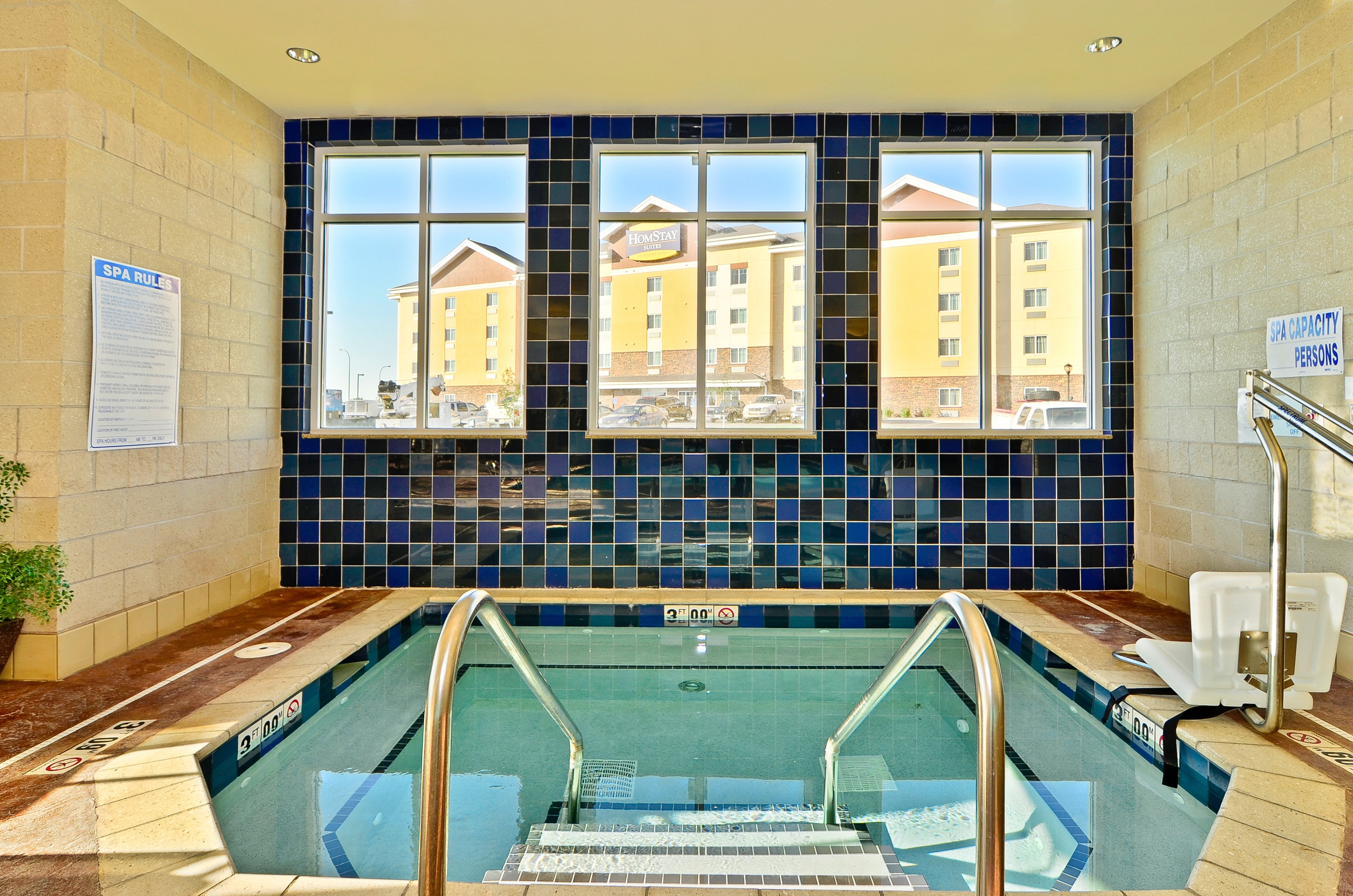 Holiday Inn Express And Suites Williston 20/30