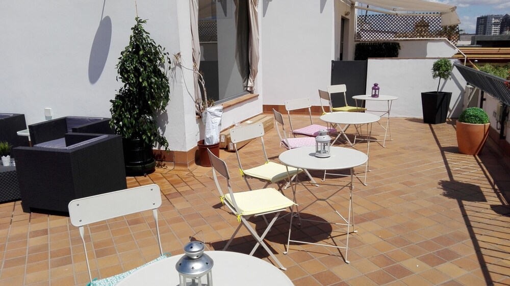 Basic Hotel Dona Manuela 25/40