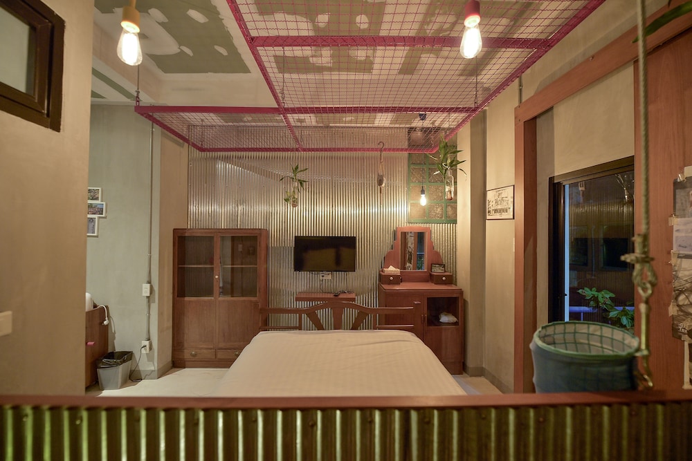 Collection O Jasaen Stylish Boutique Hotel 42/54