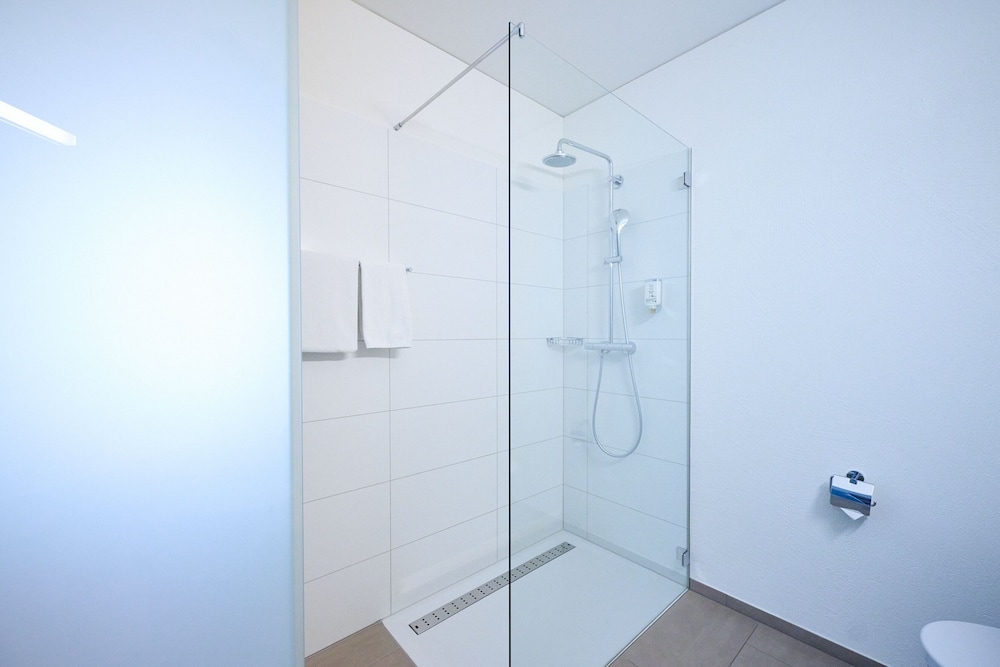 Hotel am Kreisel Self-Check-In by Smart Hotels 39/41