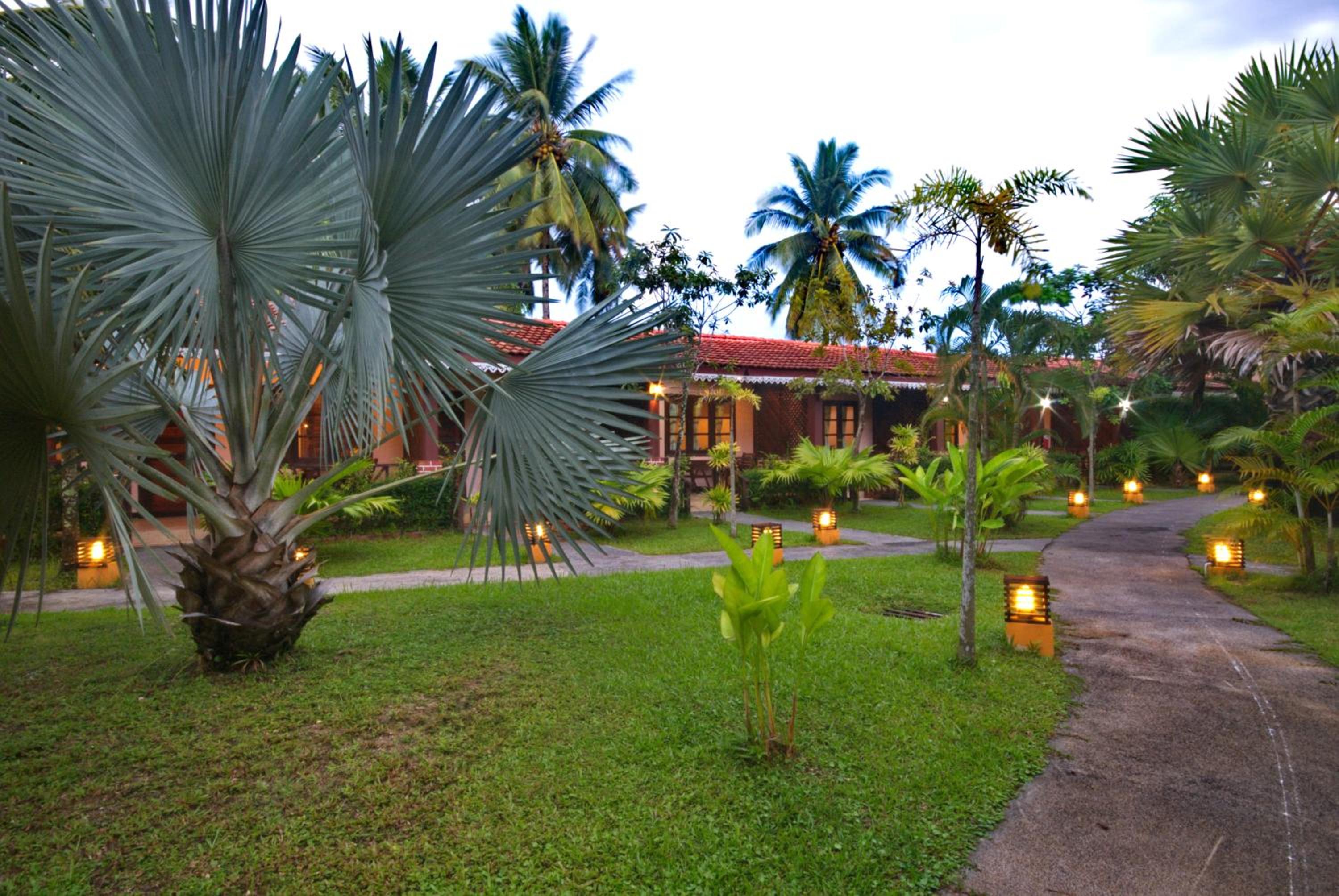 Sangsawan Palace Khaolak Hotel 89/98