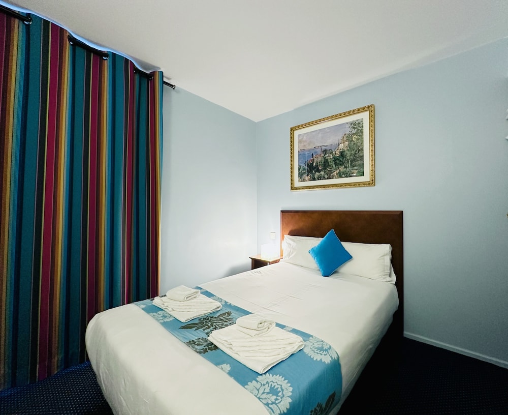 Hotel Bellevue Montmartre 9/48