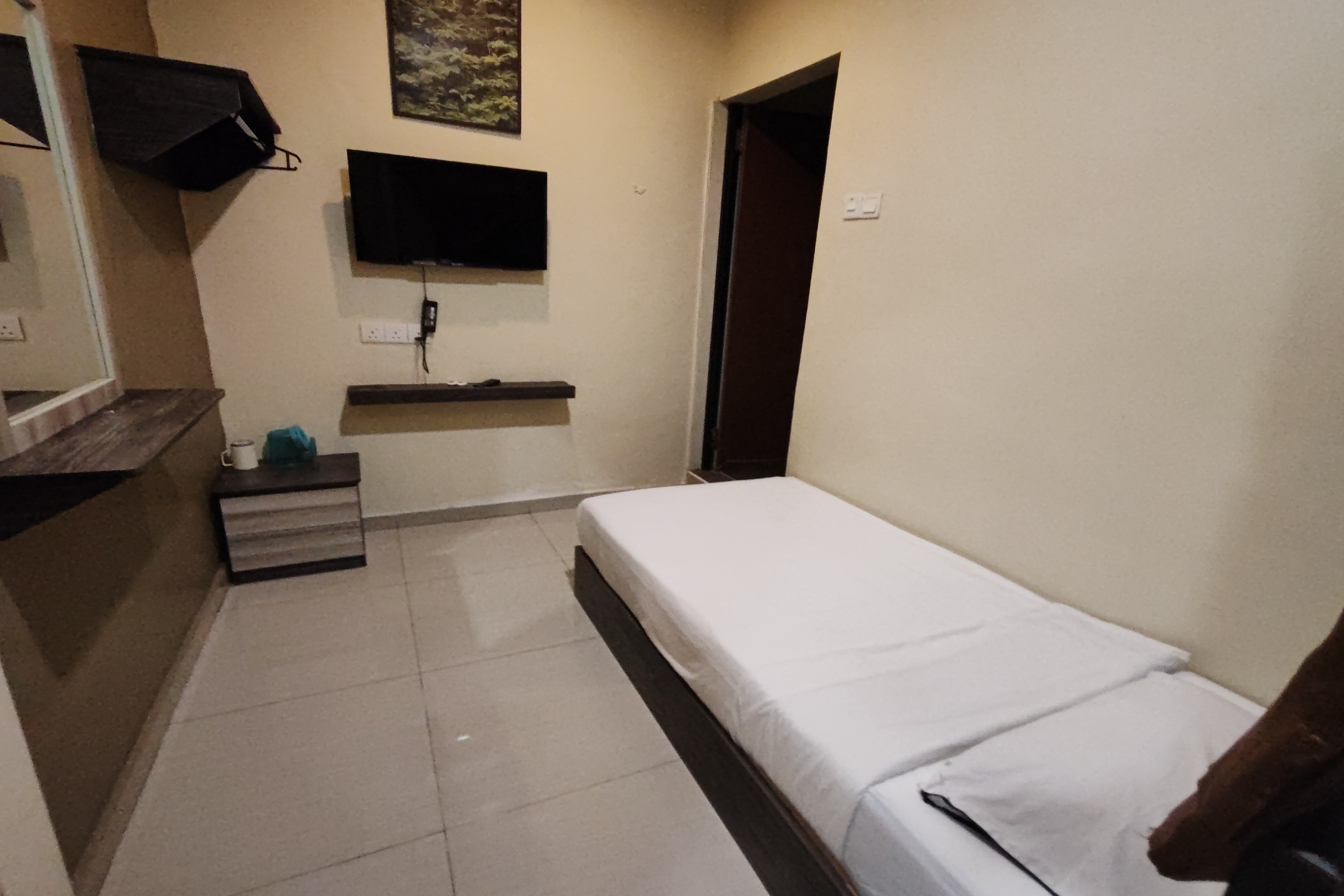 غرفة قياسية مفردة، OYO 1153 Heaven Hill Hotel 1 4/6