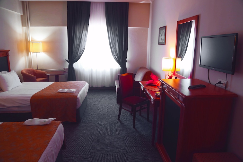 The Green Park Kartepe Resort 24/74