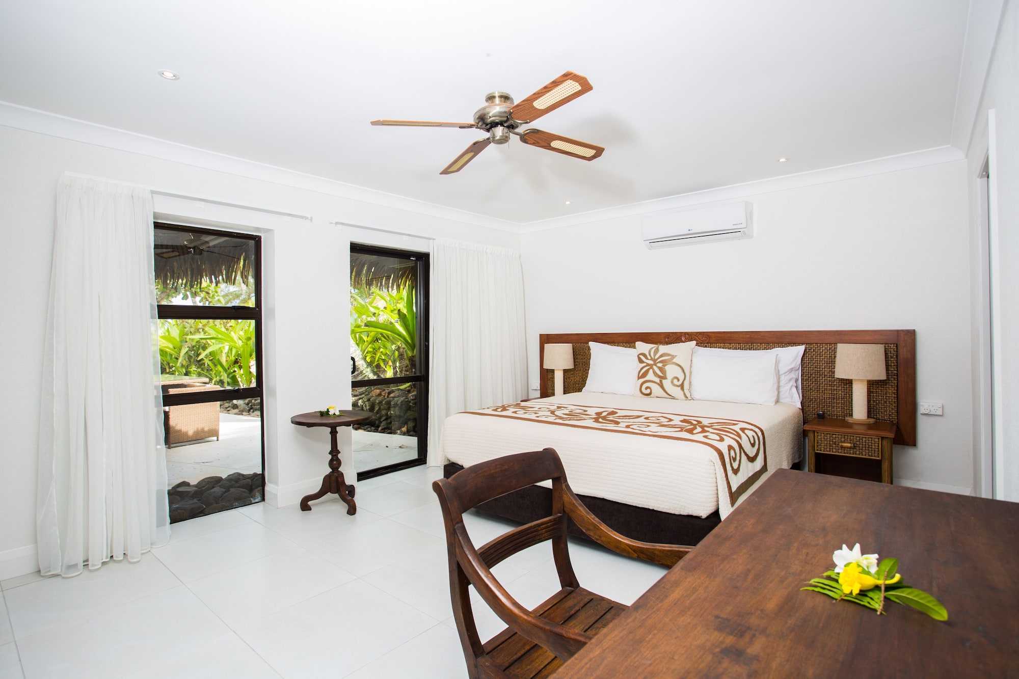 3 BEDROOMS, PREMIUM, VILLA, BEACH FRONT