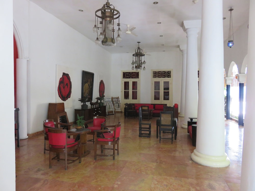Hotel Tugu Blitar 52/67
