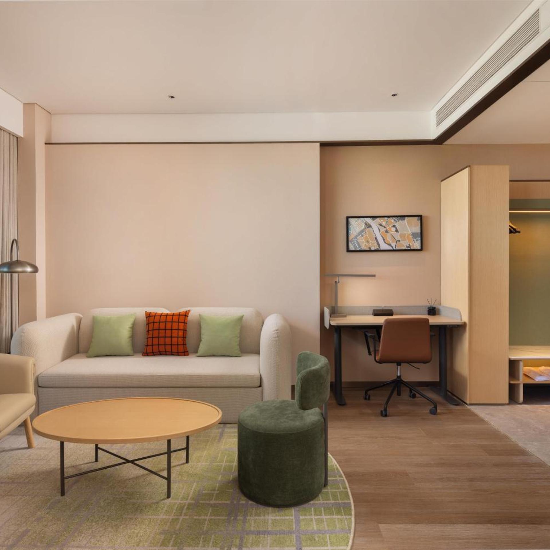 Hilton Garden Inn Jinghe County 37/52