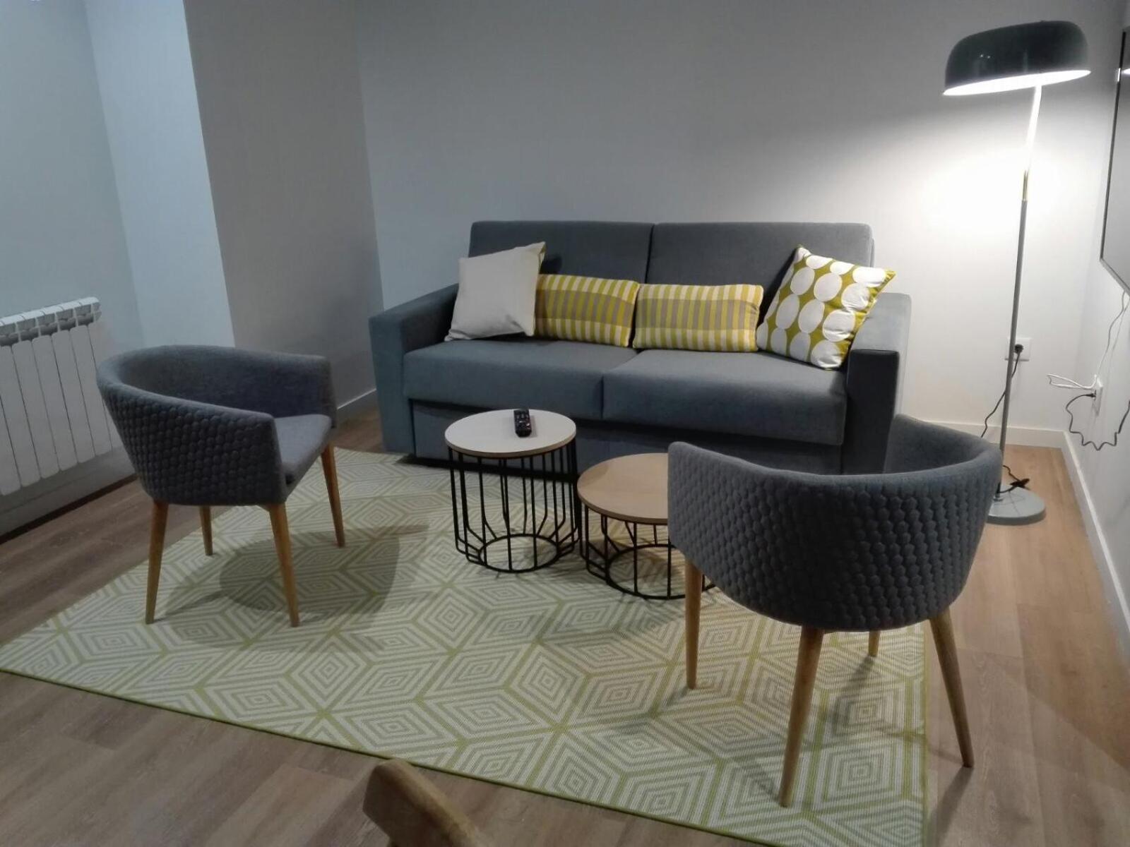 Lux Apartamentos Rosalia 9/17