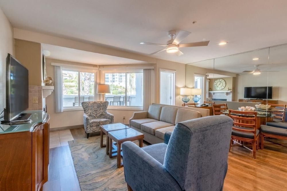 San Clemente Cove 35/55