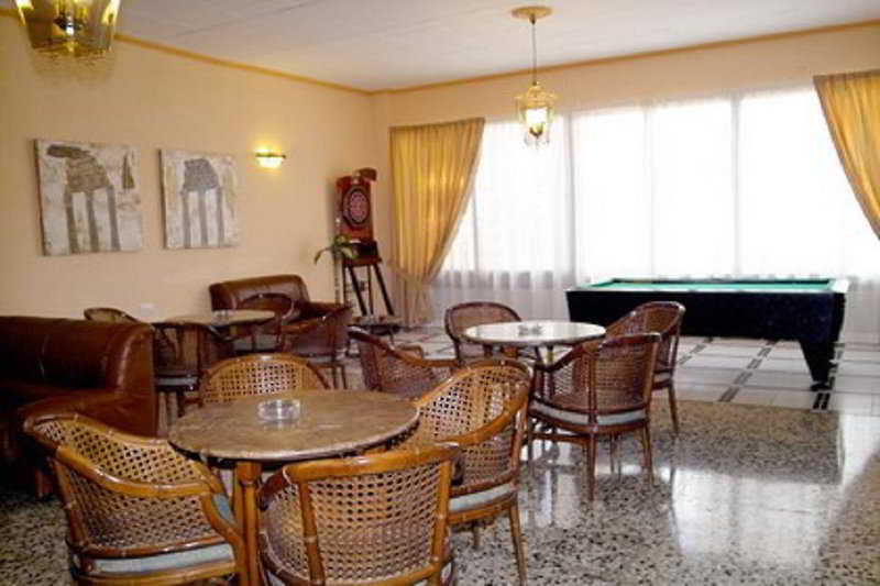 Hotel Montreal 24/37