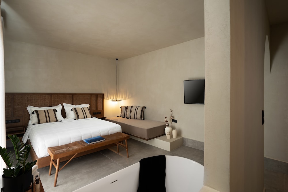 Polis of Naxos Stylish Suites 19/45