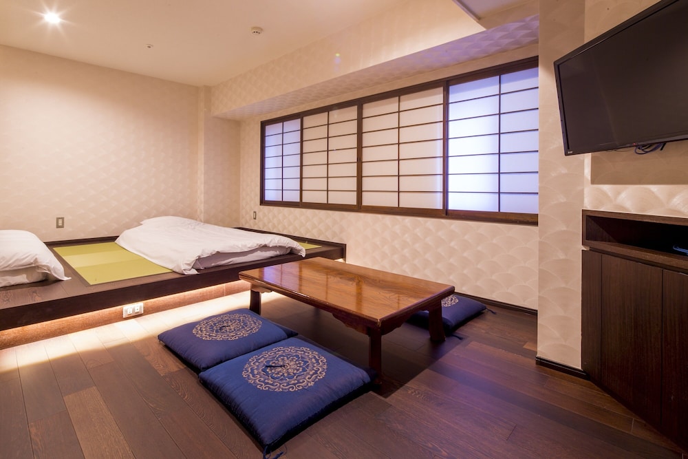 New Osaka Hotel 49/63
