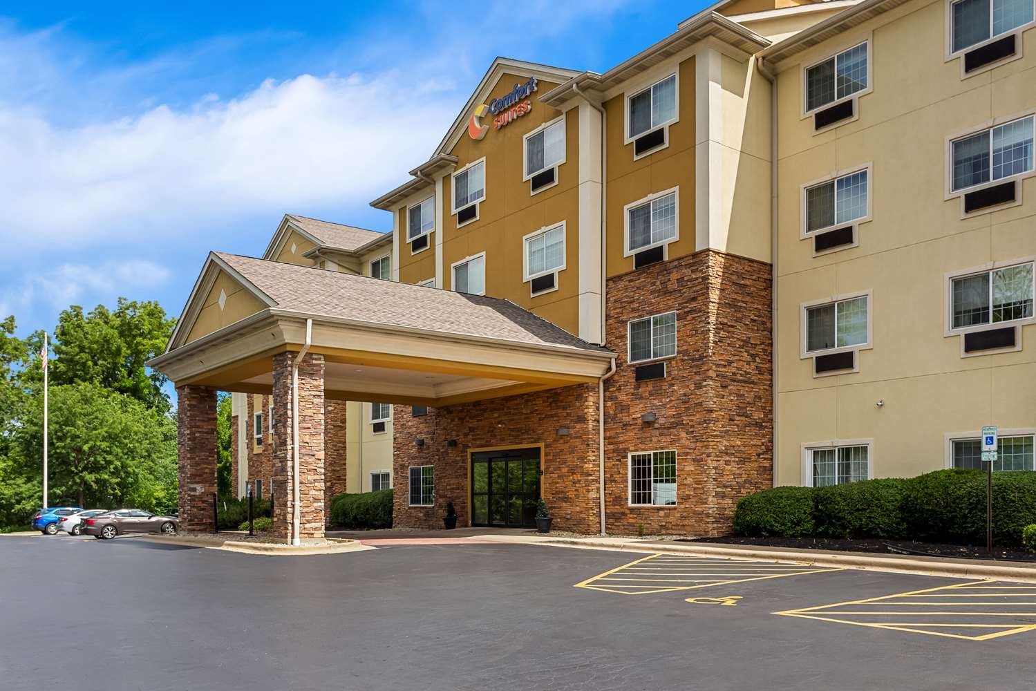 Comfort Suites Grayslake Near Libertyville North 23/25