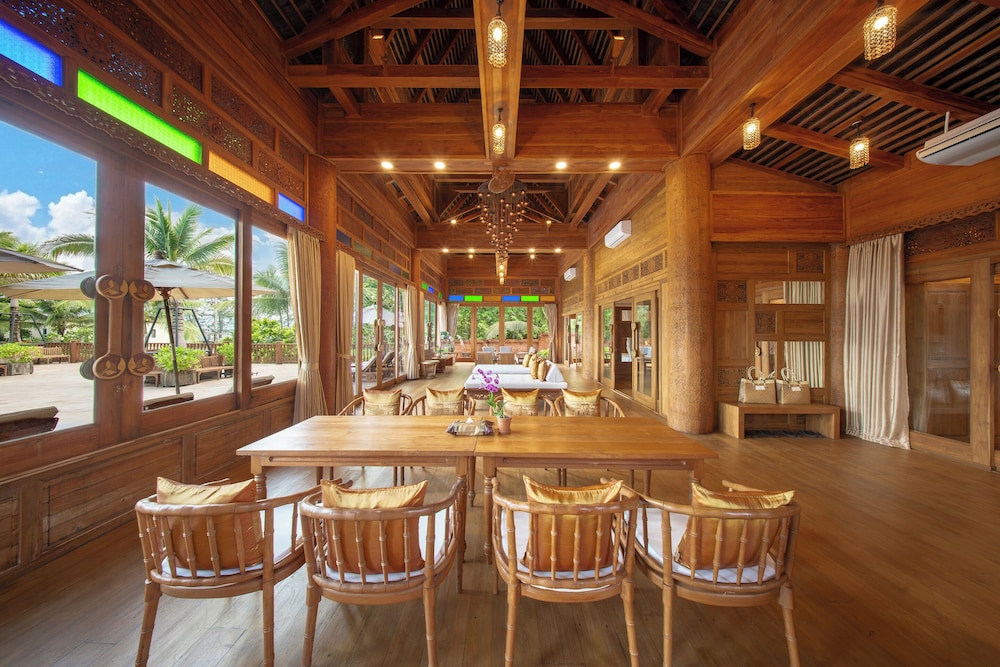 Santhiya Phuket Natai Resort And Spa 58/72