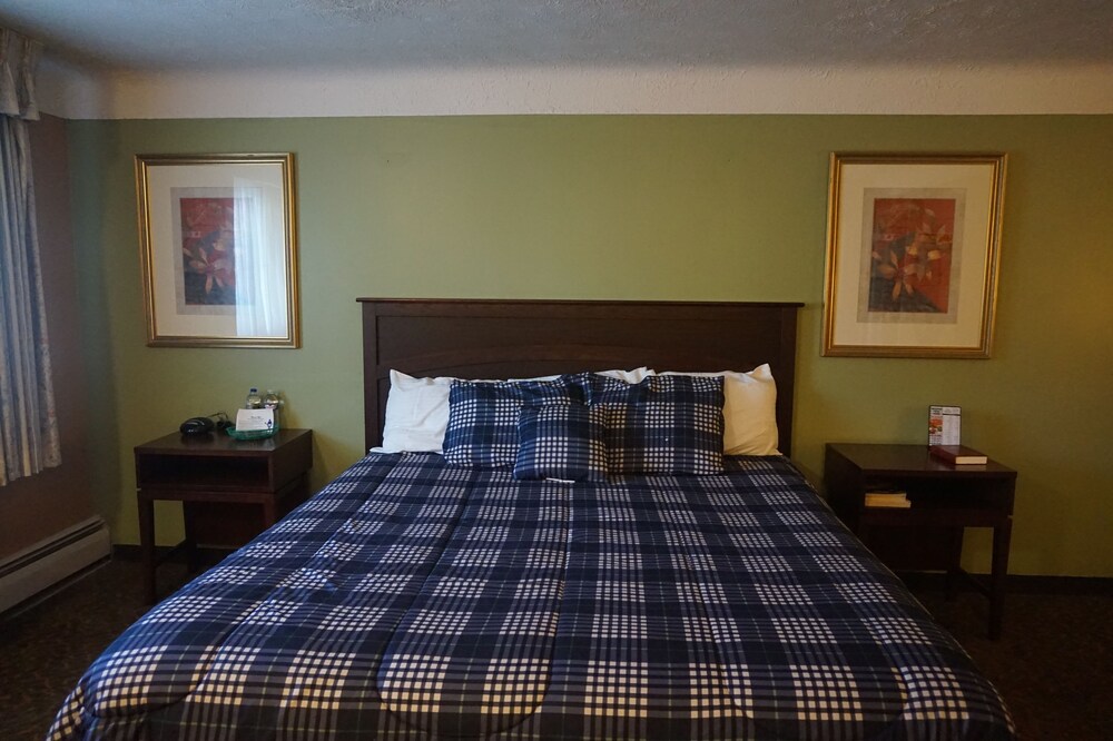 Bellevue Hotel & Suites 26/66