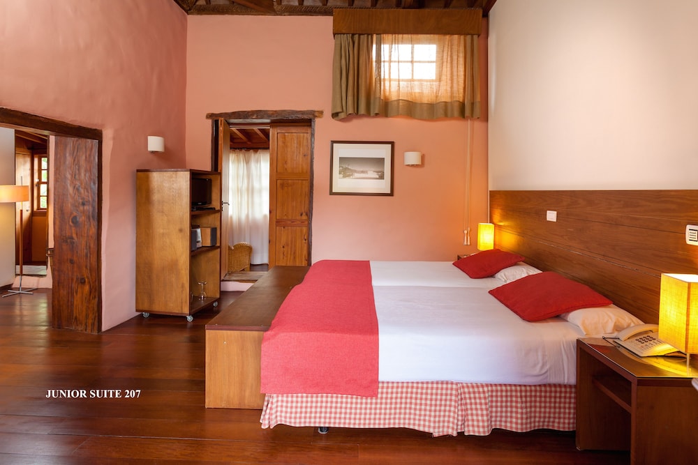 Hotel LIVVO La Quinta Roja 22/67