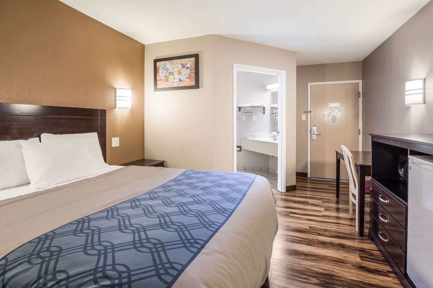 Room, Queen Bed, Accessible
