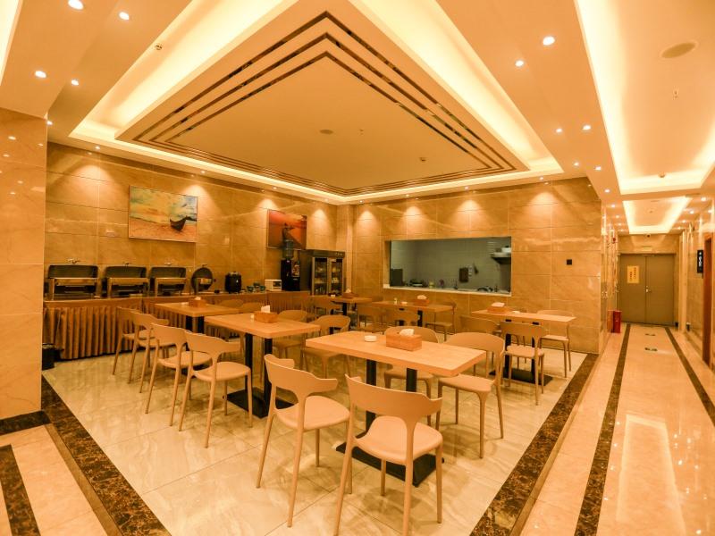 GreenTree Inn (Anshun Guanling Bus Station) 17/23