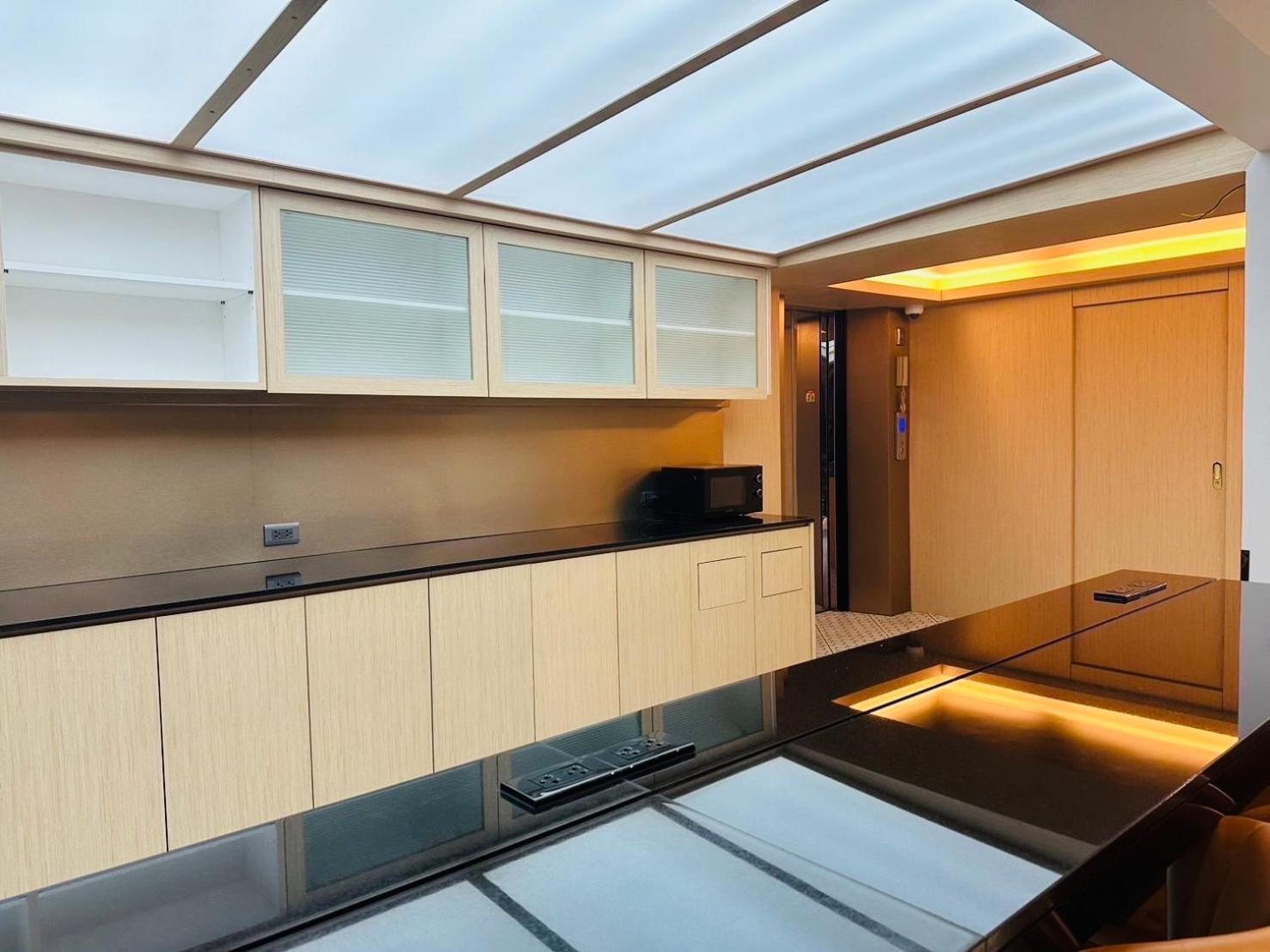14 Sathorn Hotel 24/42