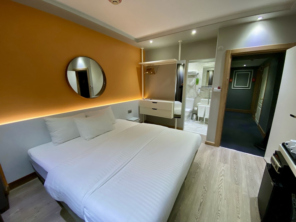My Dora Hotel 18/50